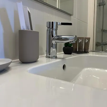 Tender Apartment
